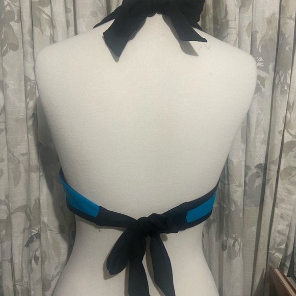 Robin Piccone bikini top. Tie back halter. - Picture 2 of 2